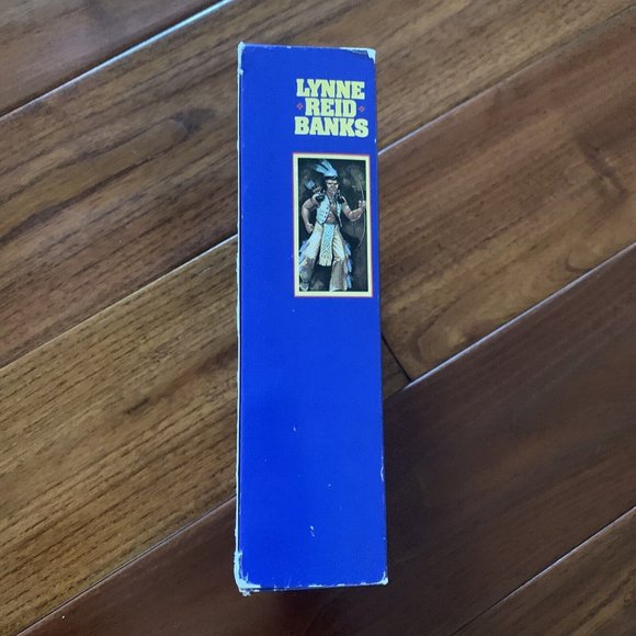 INDIAN in CUPBOARD COMPLETE SET~Lynne Banks~KEY~SECRET~MYSTERY~RETURN~Lot 1-5~ - Picture 9 of 10